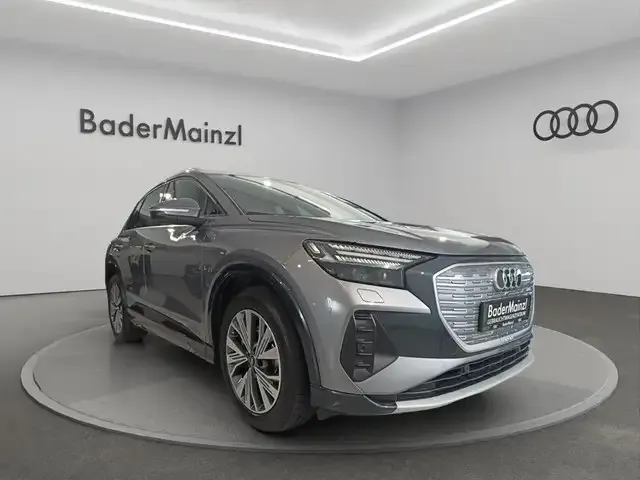 Audi 50
