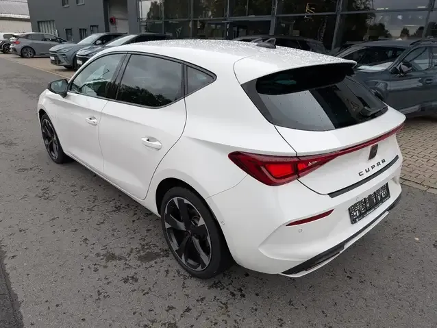 CUPRA Leon