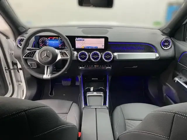 Mercedes-Benz GLB 200