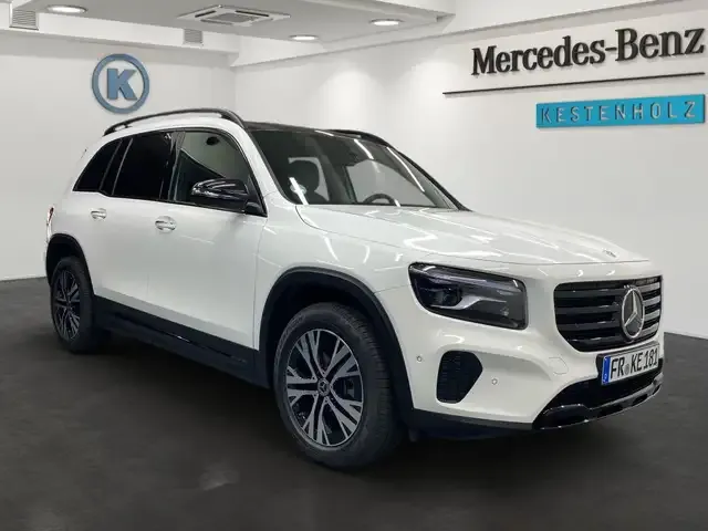 Mercedes-Benz GLB 200