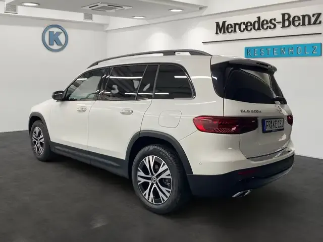 Mercedes-Benz GLB 200