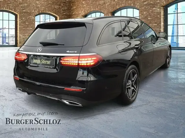 Mercedes-Benz E 300