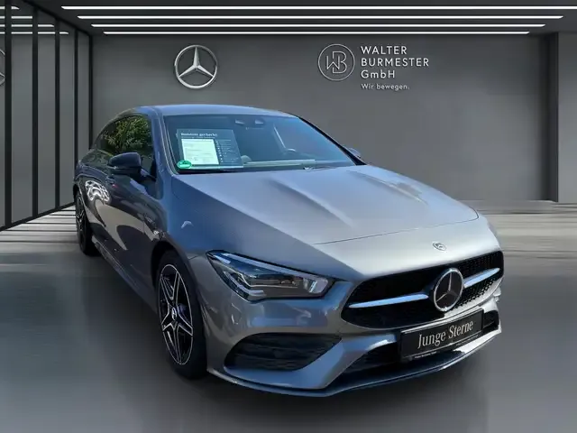 Mercedes-Benz CLA 200