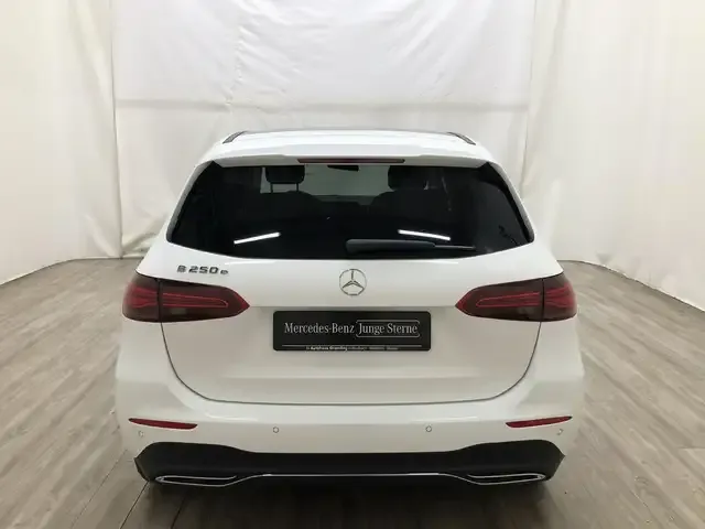 Mercedes-Benz B 250