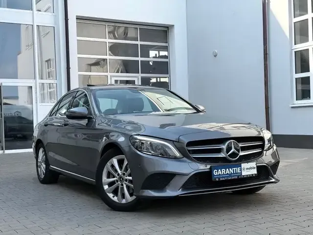 Mercedes-Benz C 200