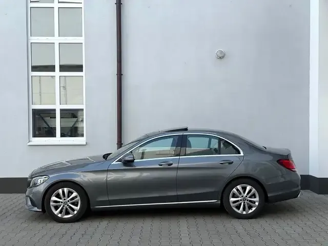 Mercedes-Benz C 200
