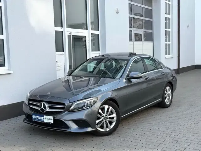 Mercedes-Benz C 200