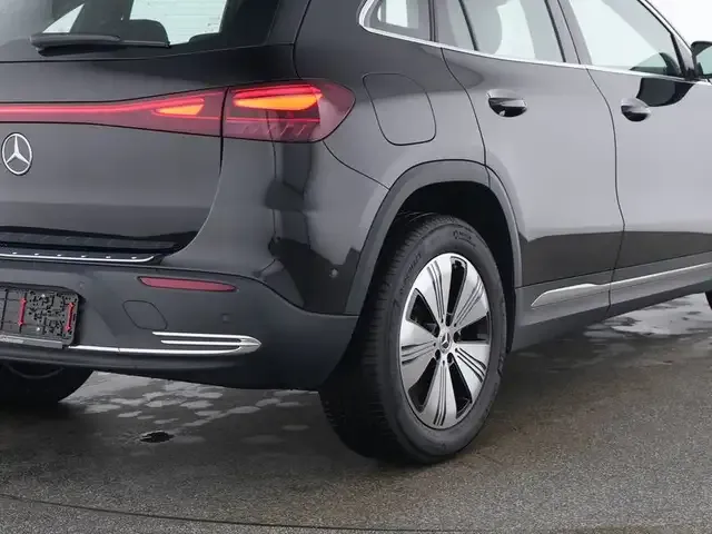 Mercedes-Benz EQA 250