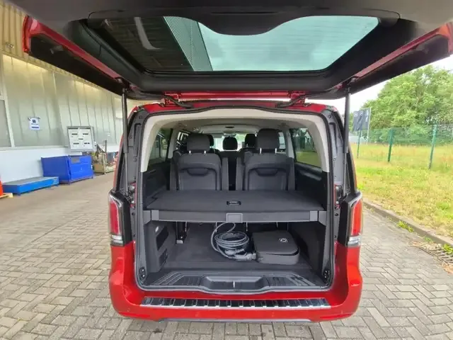 Mercedes-Benz EQV 300