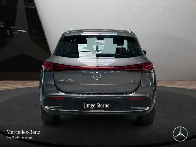 Mercedes-Benz EQA 300