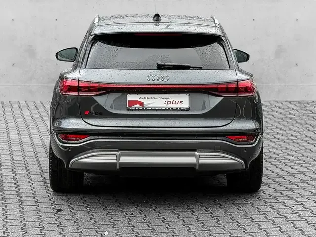 Audi SQ6 e-tron