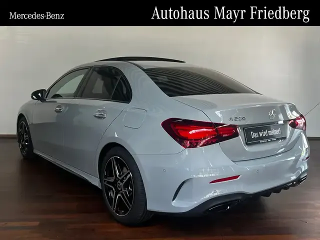 Mercedes-Benz A 200