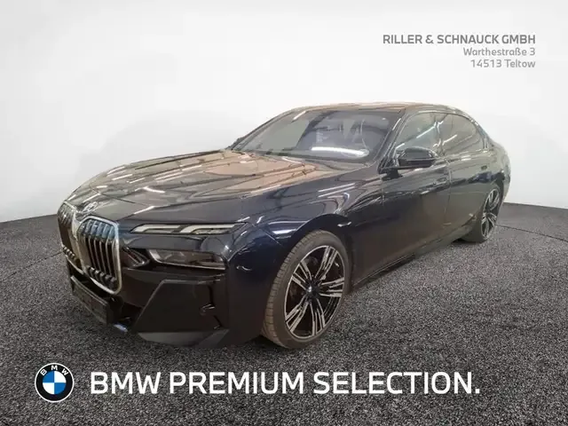 BMW 740