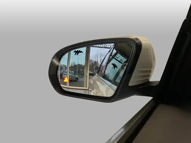 Mercedes-Benz EQB 300