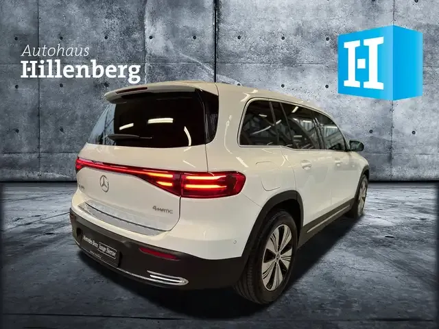 Mercedes-Benz EQB 300