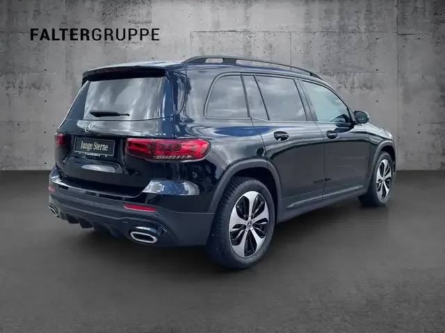 Mercedes-Benz GLB 200