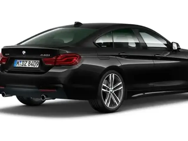 BMW 440