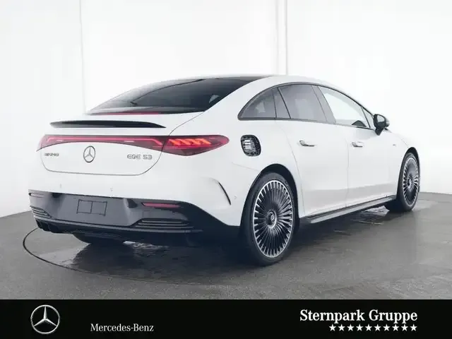 Mercedes-Benz EQE 53
