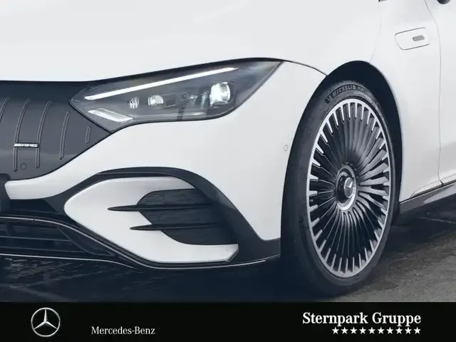 Mercedes-Benz EQE 53