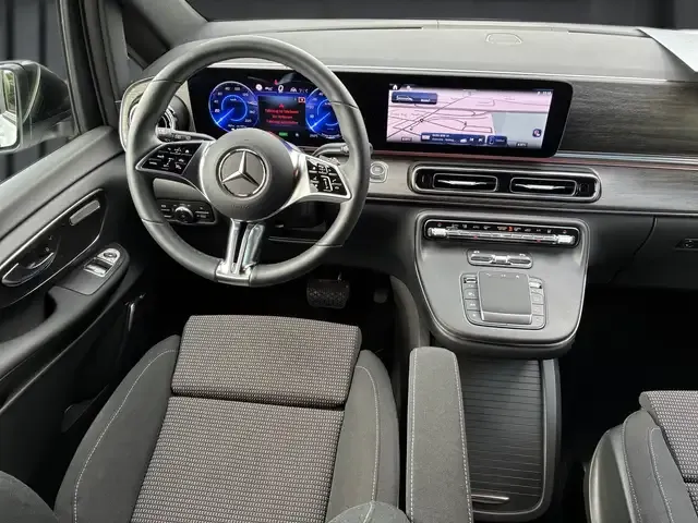 Mercedes-Benz EQV 300