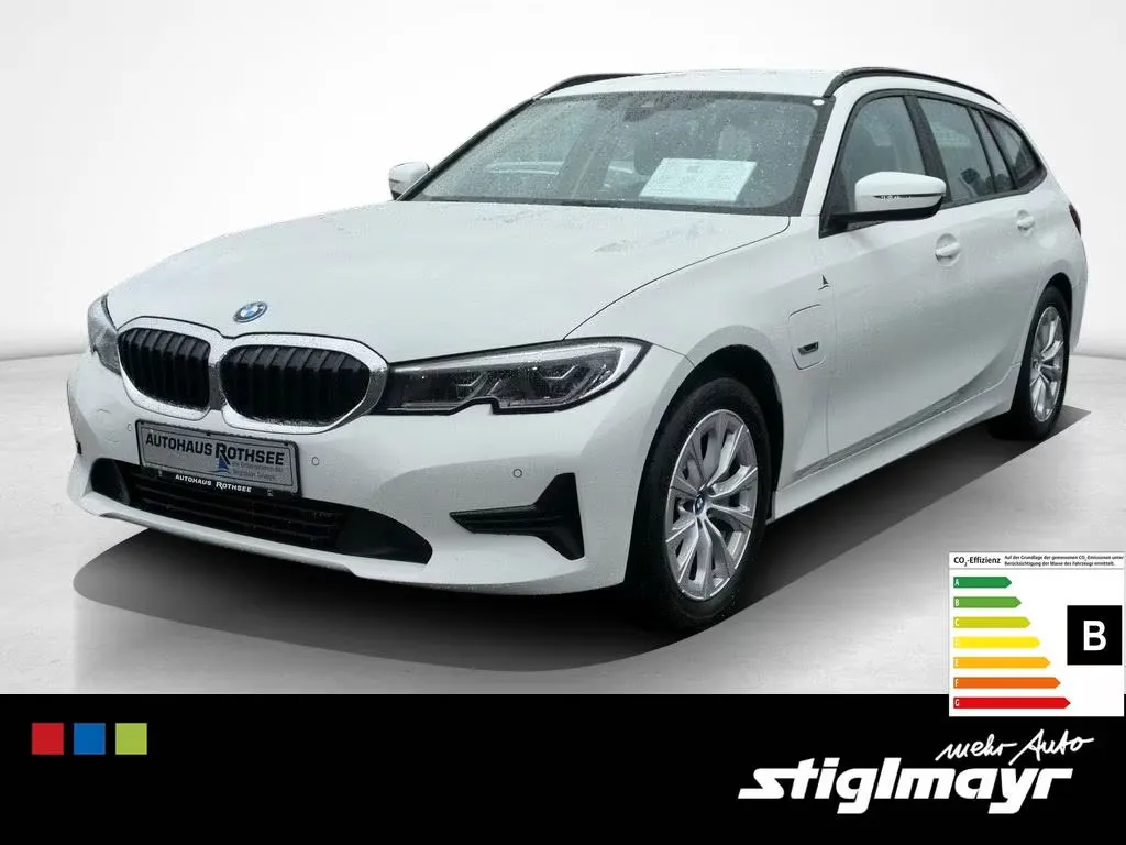 BMW 330