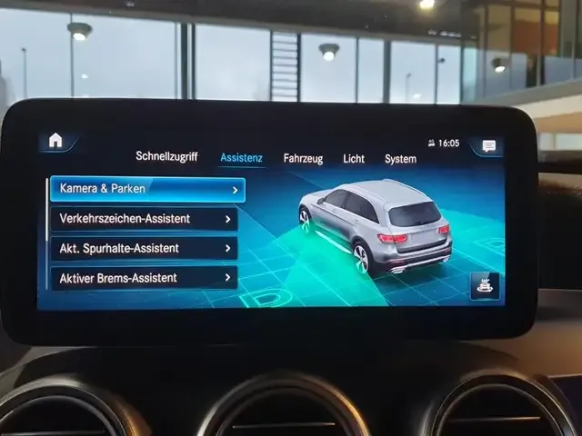 Mercedes-Benz GLC 300