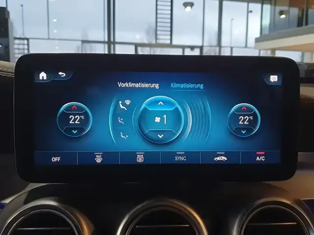 Mercedes-Benz GLC 300