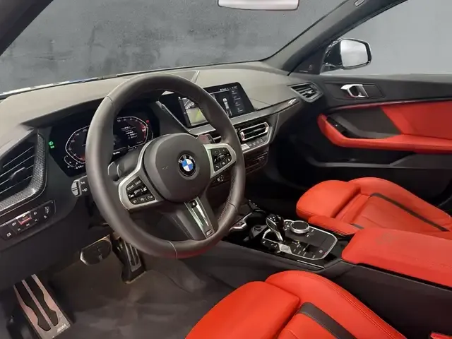 BMW 128