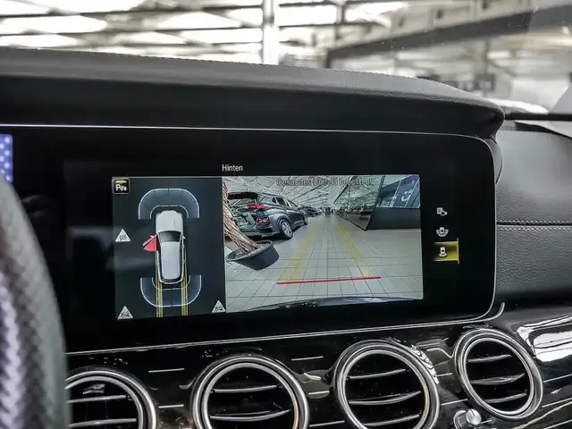 Mercedes-Benz E 400