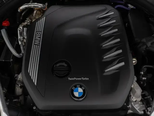 BMW 530