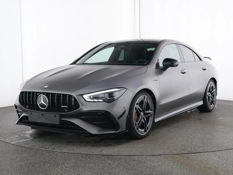 Mercedes-Benz CLA 35 AMG
