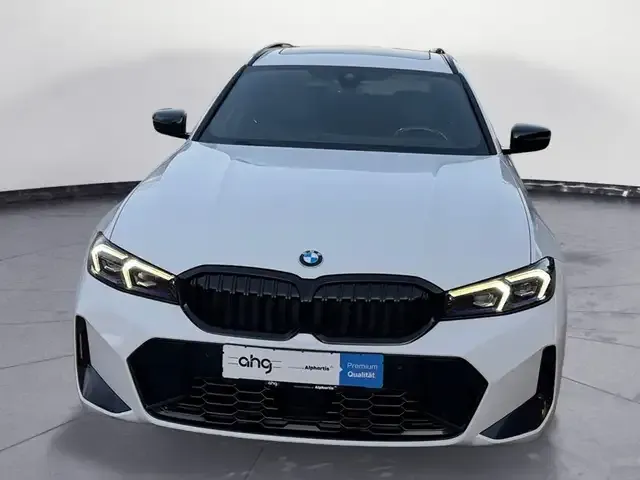 BMW 330
