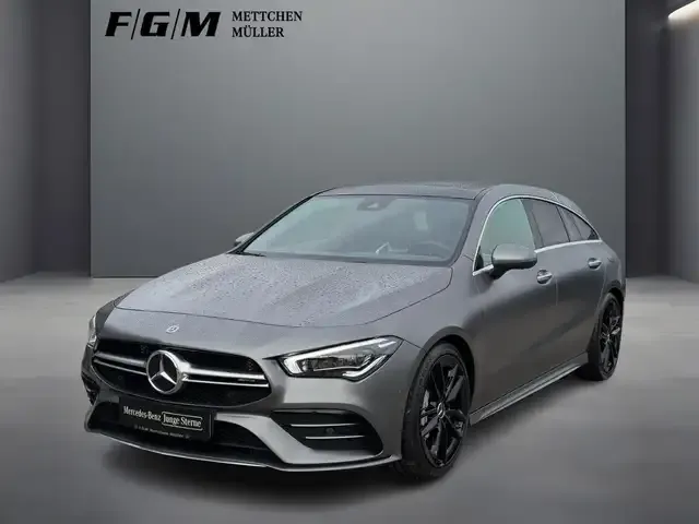 Mercedes-Benz CLA 35 AMG