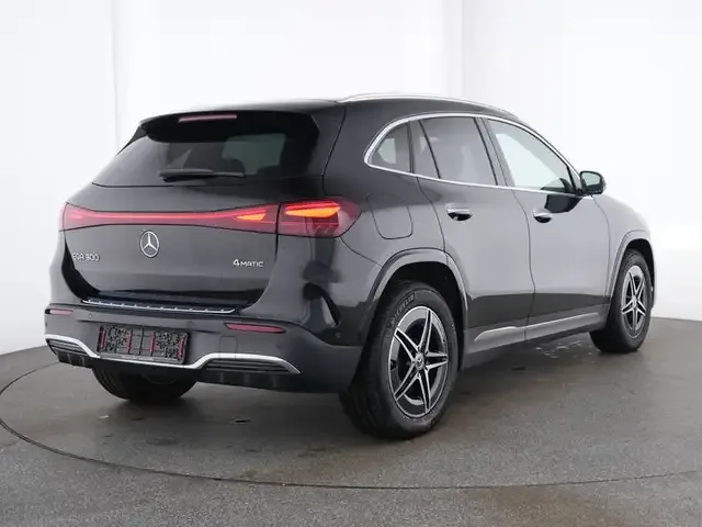 Mercedes-Benz EQA 300