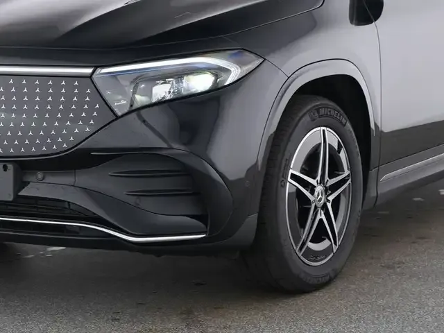 Mercedes-Benz EQA 300