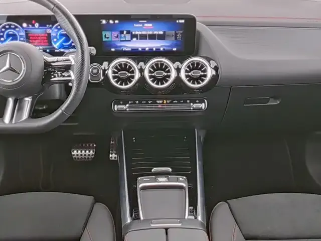 Mercedes-Benz EQA 300