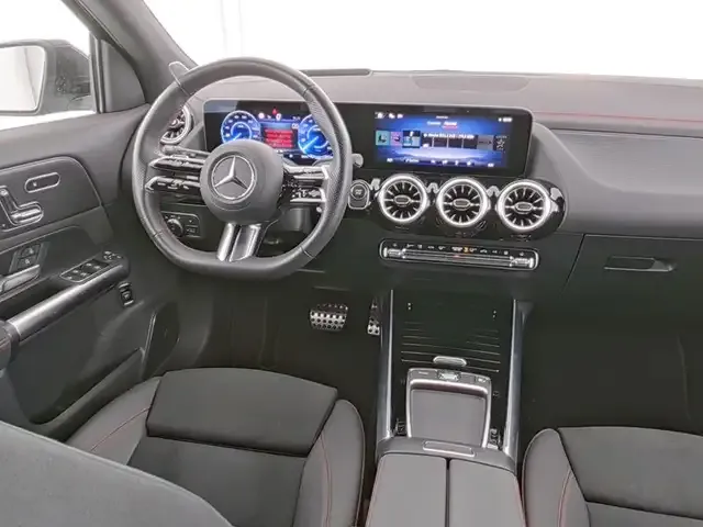 Mercedes-Benz EQA 300