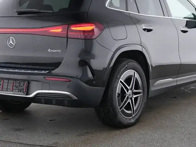 Mercedes-Benz EQA 300