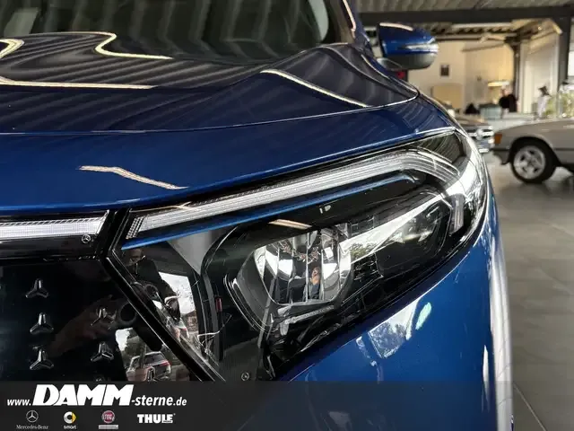 Mercedes-Benz EQB 300