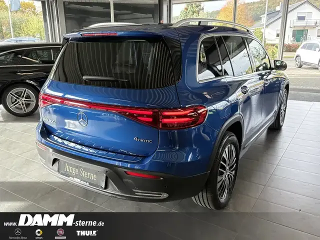 Mercedes-Benz EQB 300