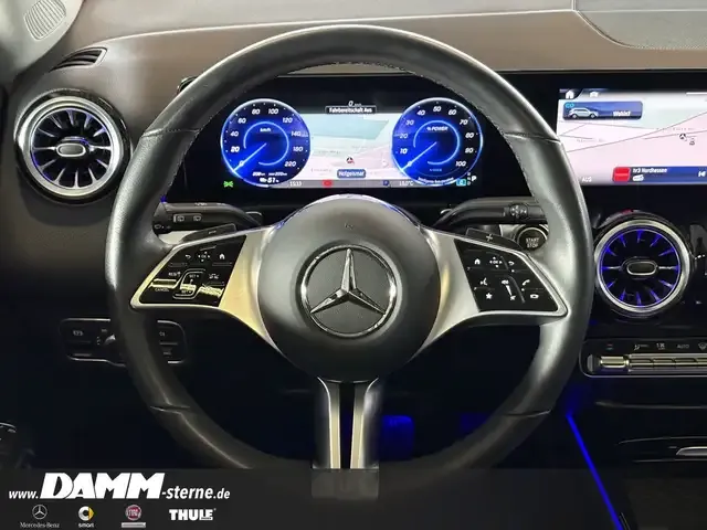 Mercedes-Benz EQB 300