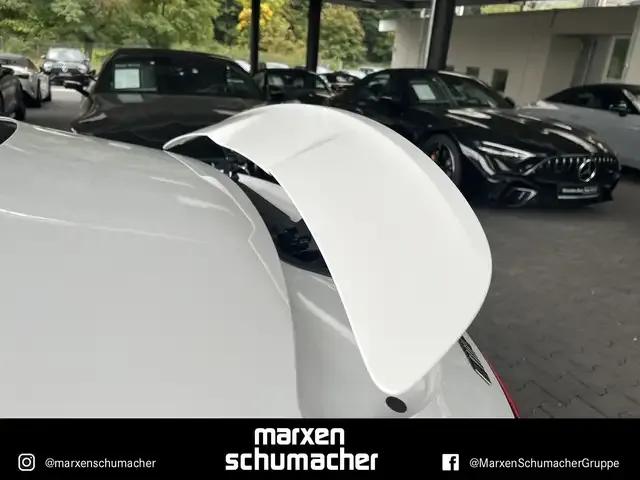 Mercedes-Benz SL 63 AMG