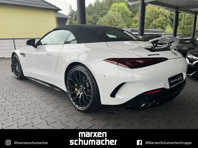 Mercedes-Benz SL 63 AMG