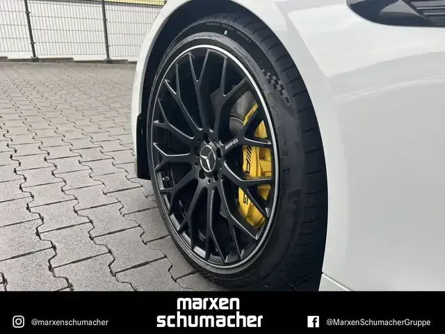 Mercedes-Benz SL 63 AMG