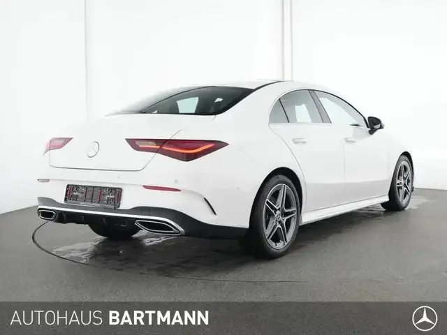 Mercedes-Benz CLA 200