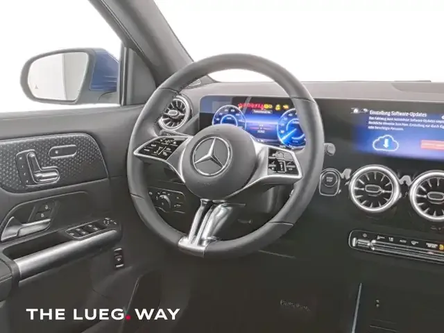 Mercedes-Benz EQA 300