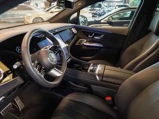 Mercedes-Benz EQE SUV