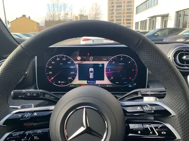 Mercedes-Benz C 220