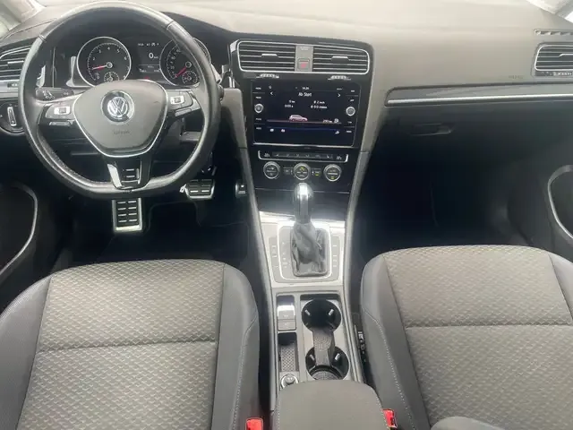 Volkswagen Golf Variant