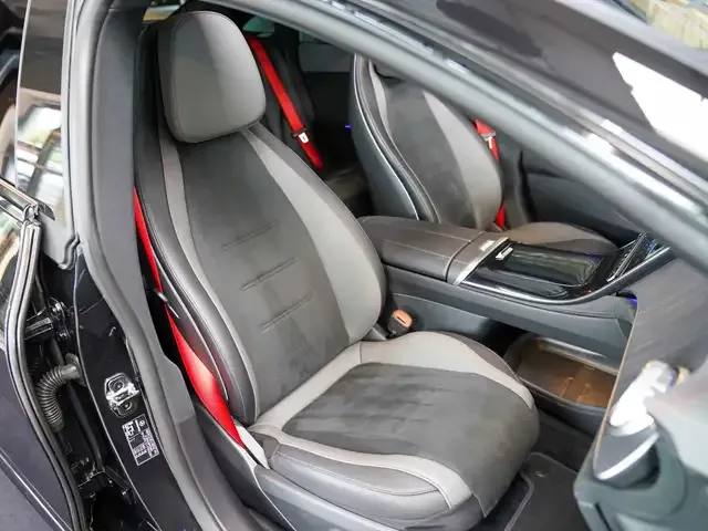Mercedes-Benz EQE 350